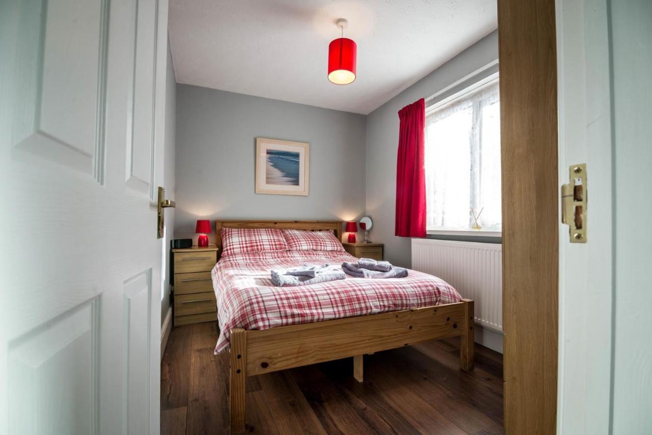 Roselea - 3 Bedroom - Carew Tenby