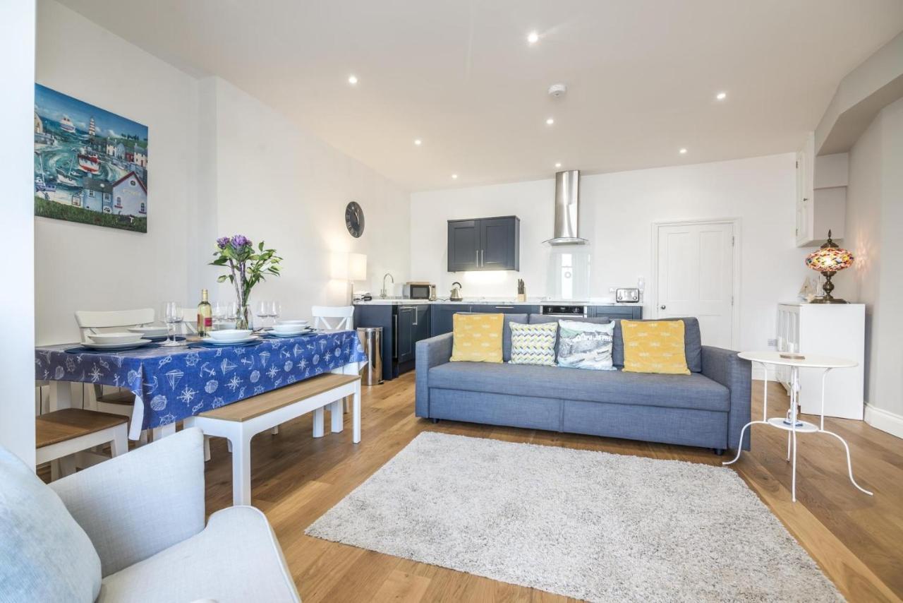 Sea Legs - 2 Bedroom - Apartment *