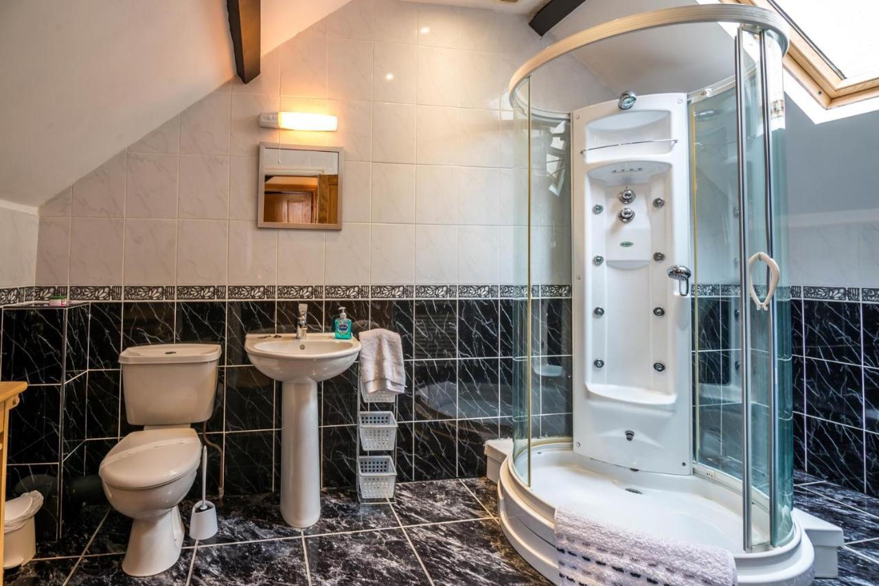 The - 1 Bedroom - Holiday home Tenby