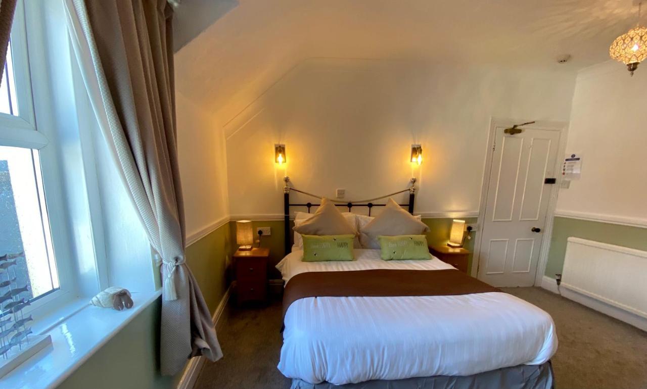 Sunny Bank Guest house Tenby
