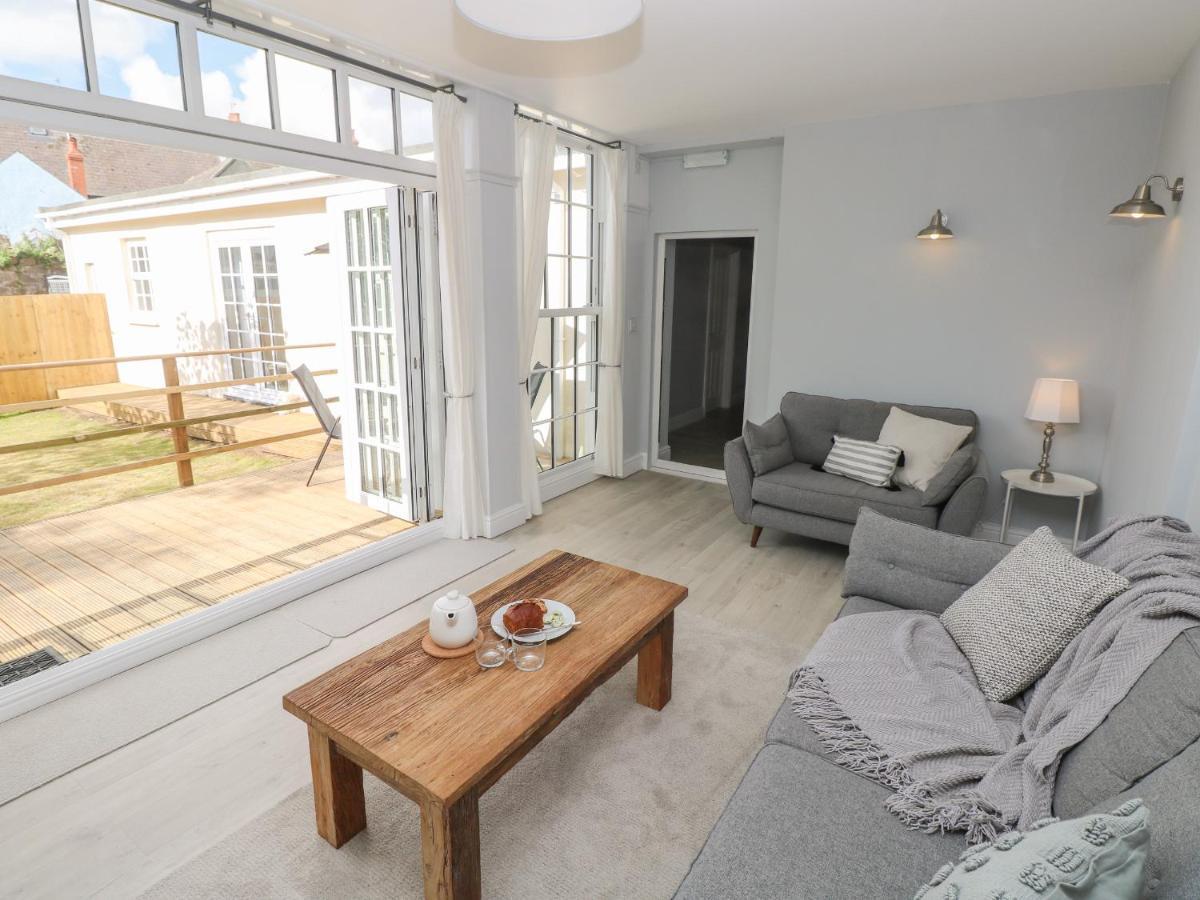 Castle At The Hideaway Apartment Tenby
