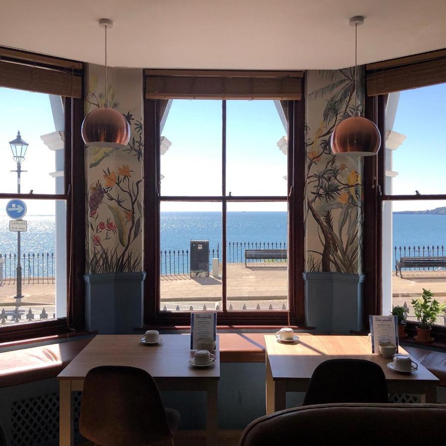 Bed & Breakfast No: 1 The Esplanade Guest Accommodation. 4*