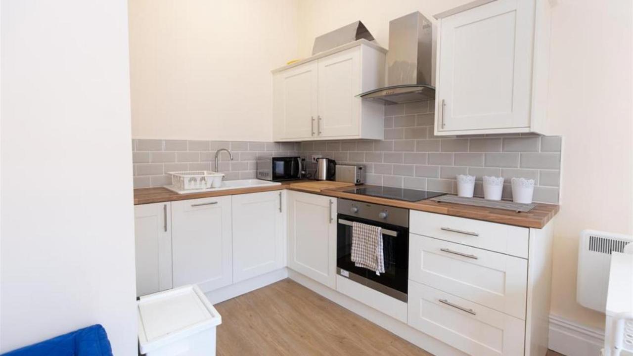 Holiday home Royal Victoria Crt 6
