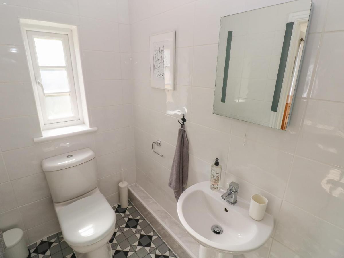 Apartment Castle At The Hideaway Tenby
