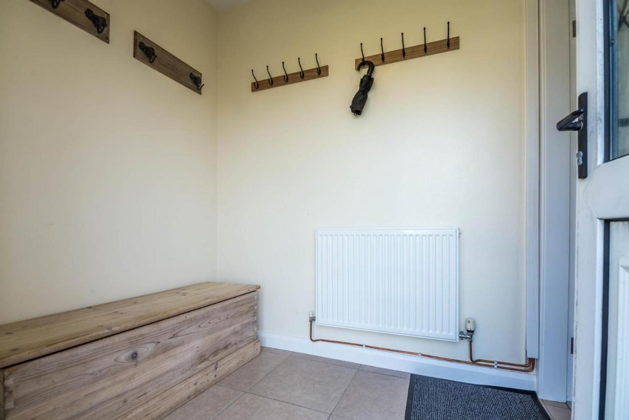 Rhianfa - 3 Bedroom Bungalow - Manobier Apartment *