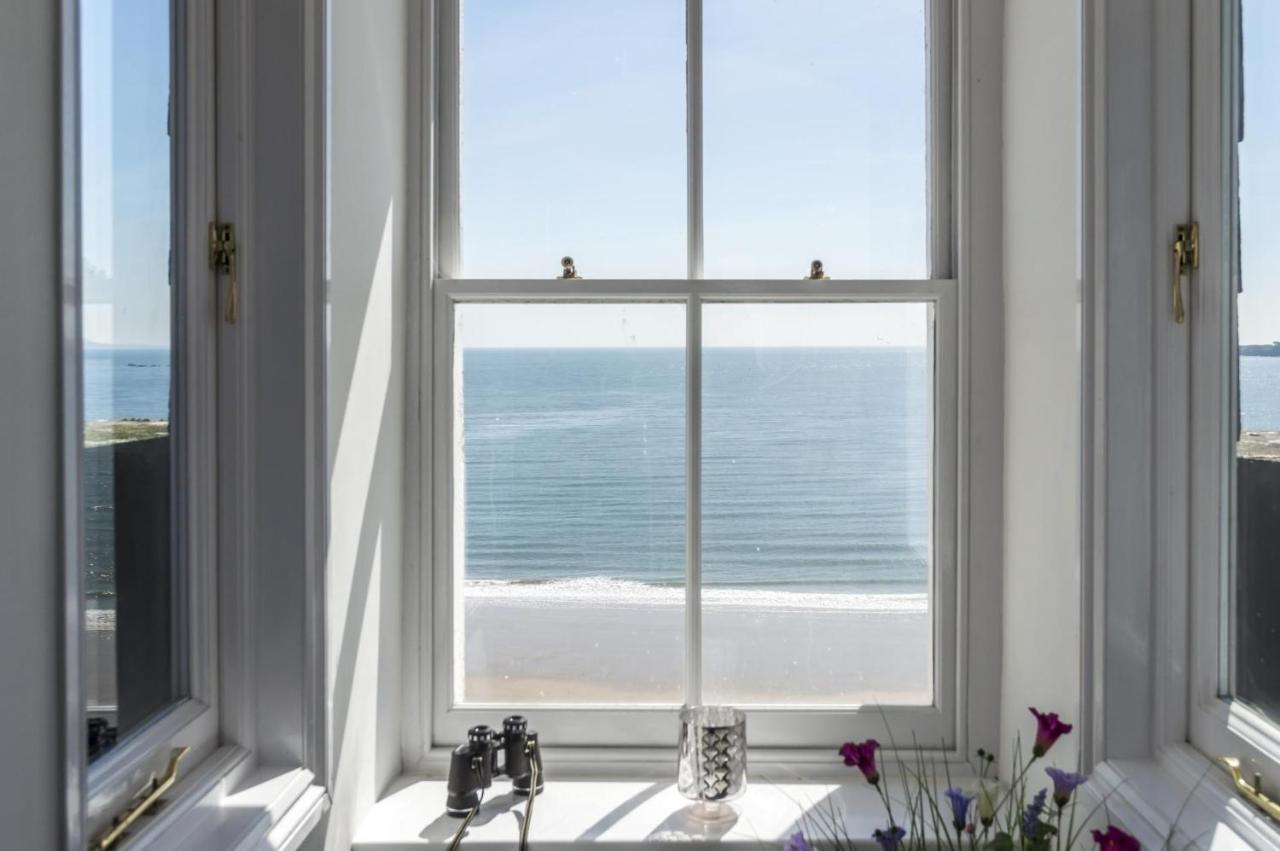 The Penthouse - Panorama - 1 Bedroom - Apartment Tenby