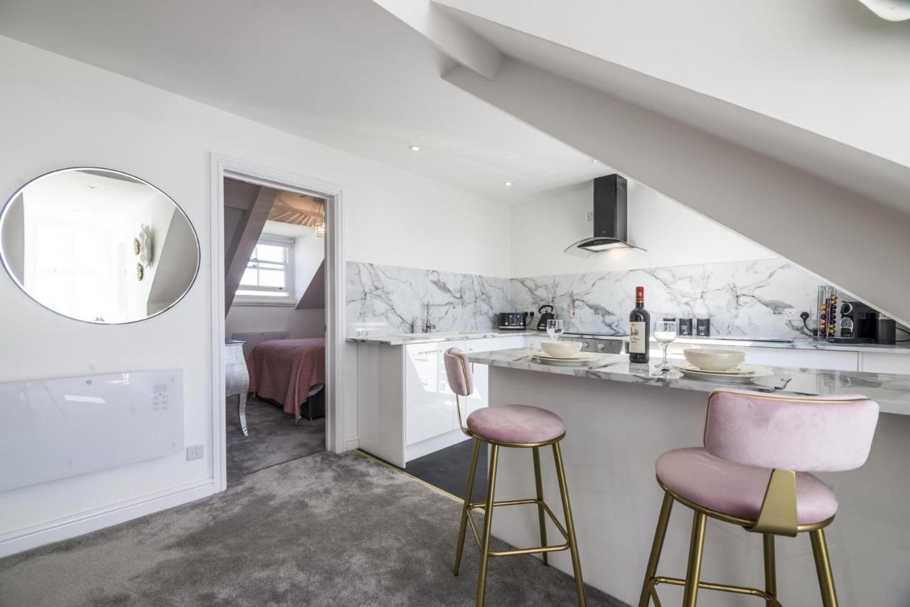 The Penthouse - Panorama - 1 Bedroom - Apartment *