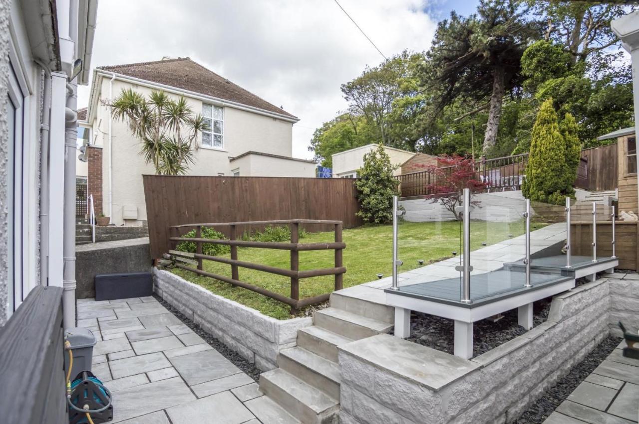 Holiday home Mayfield House - 4 Bedroom House - *