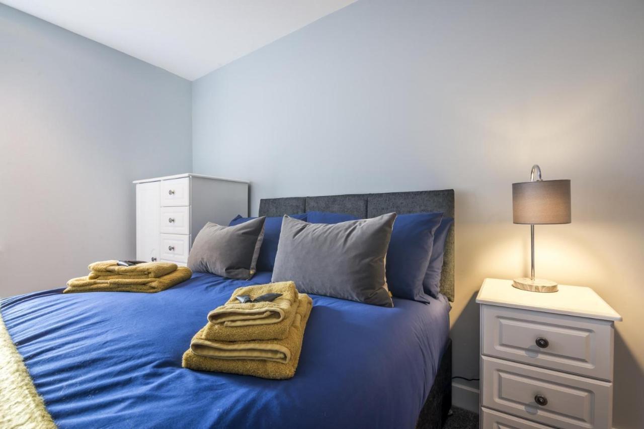 Apartment To Mawr - 2 Bedroom - *