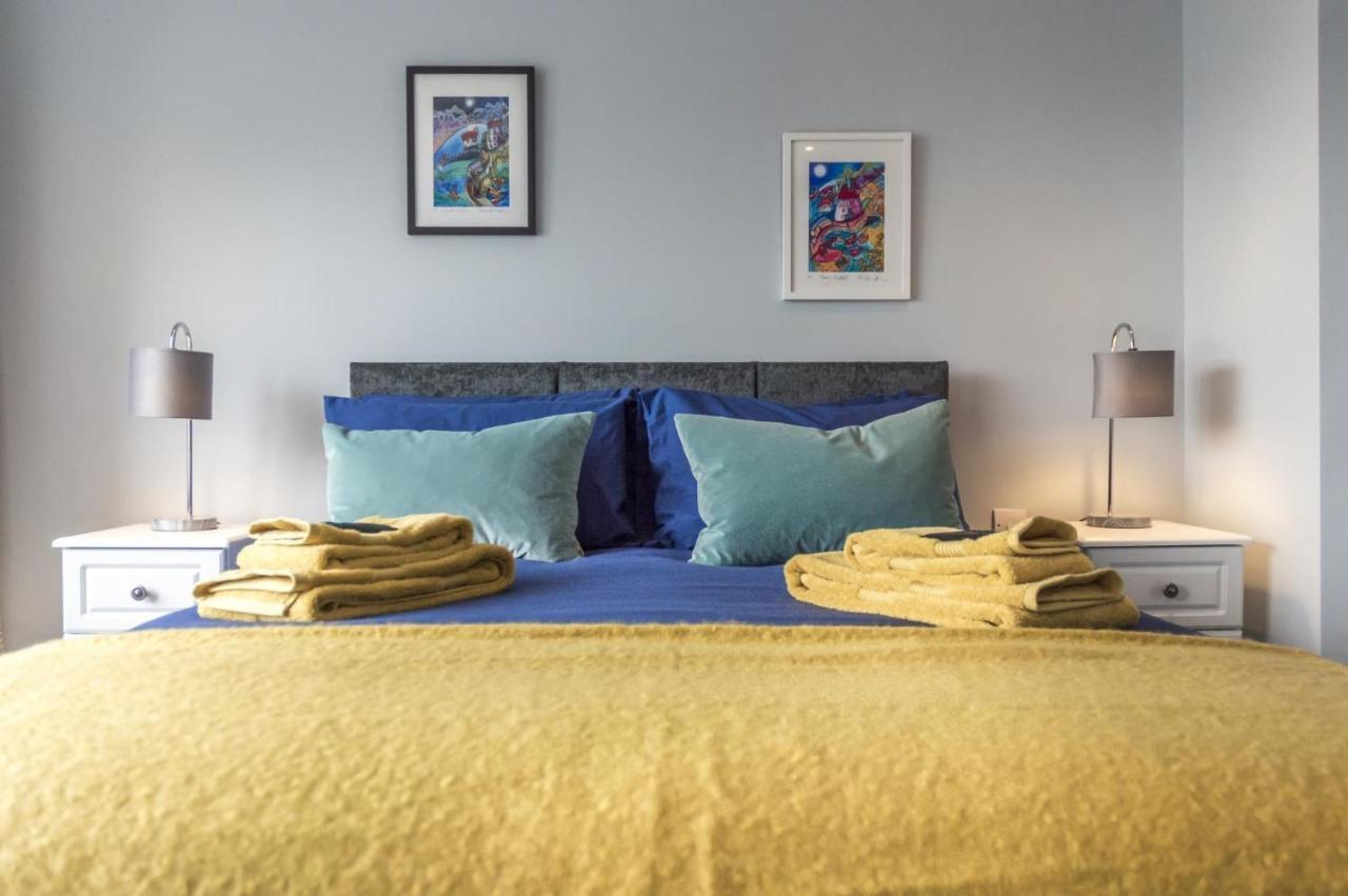 Apartment To Mawr - 2 Bedroom - *