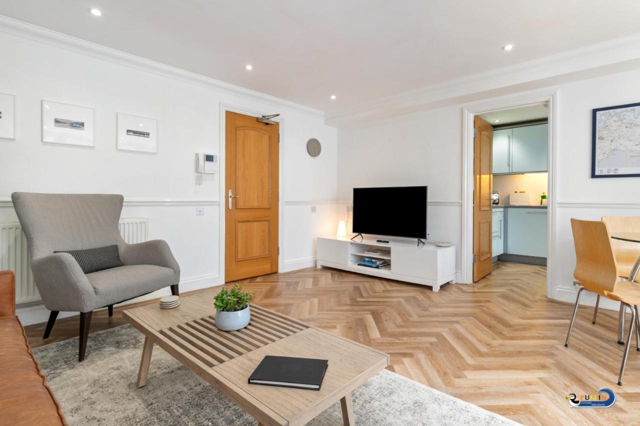2 South Beach Court - Beach Front Apartment *