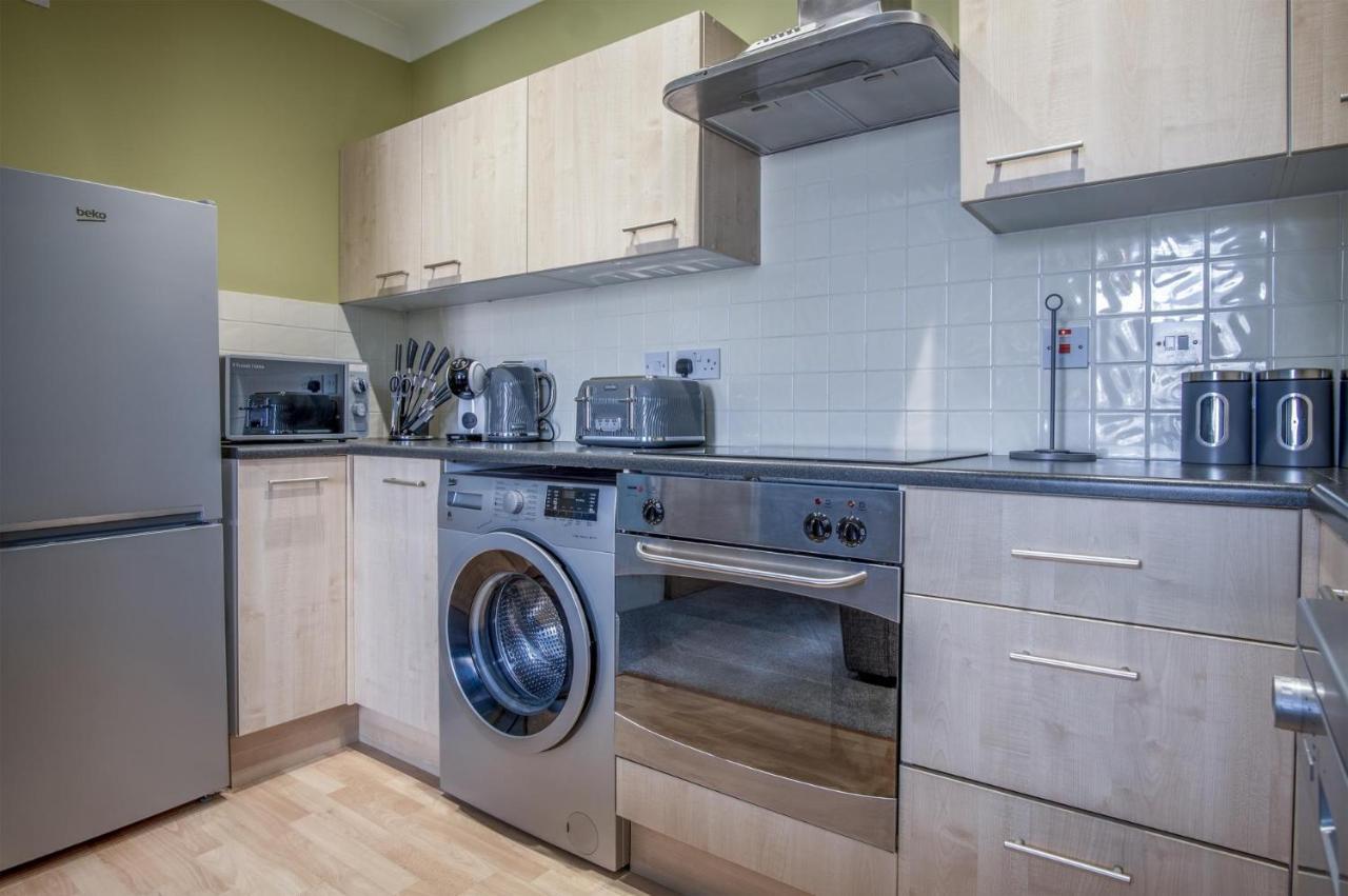 Flint House - 2 Bedroom - Apartment Tenby