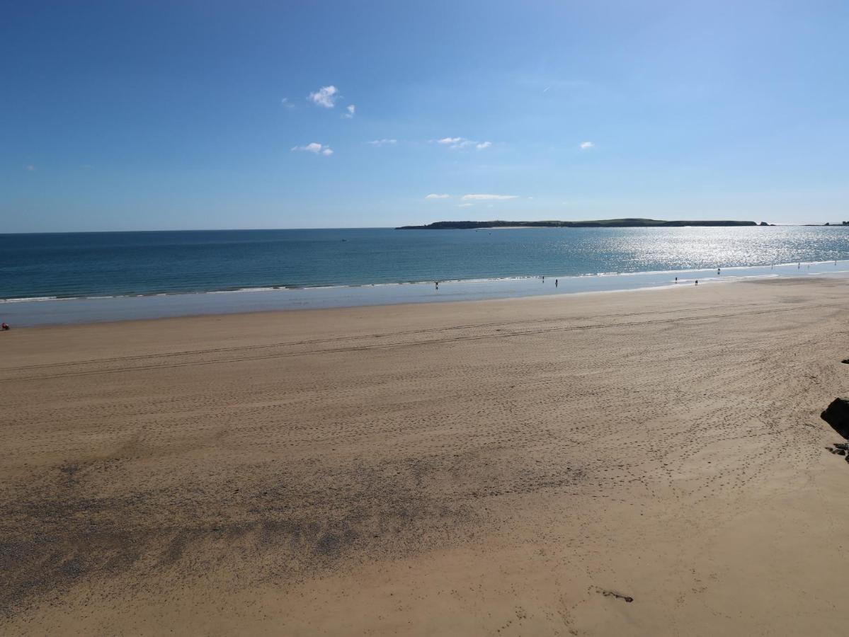 Larkhill * Tenby