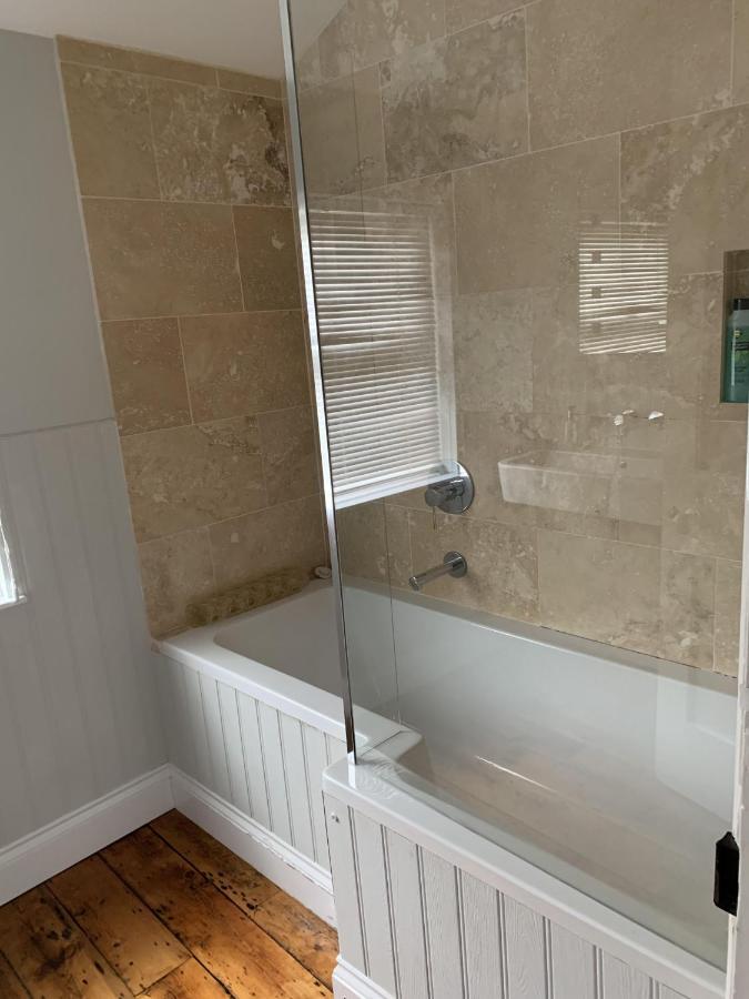 Wonderful And Parking, Pets Allowed Holiday home *