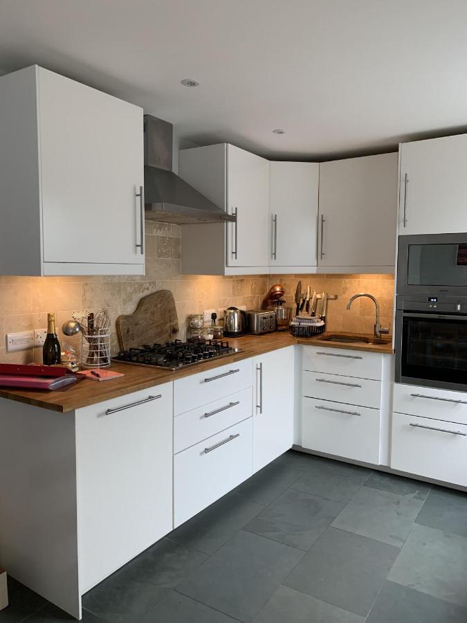 Wonderful And Parking, Pets Allowed Holiday home *