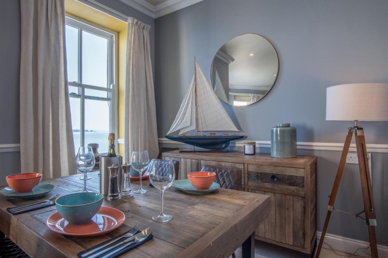 Judith's View - 3 Bedroom - Tenby
