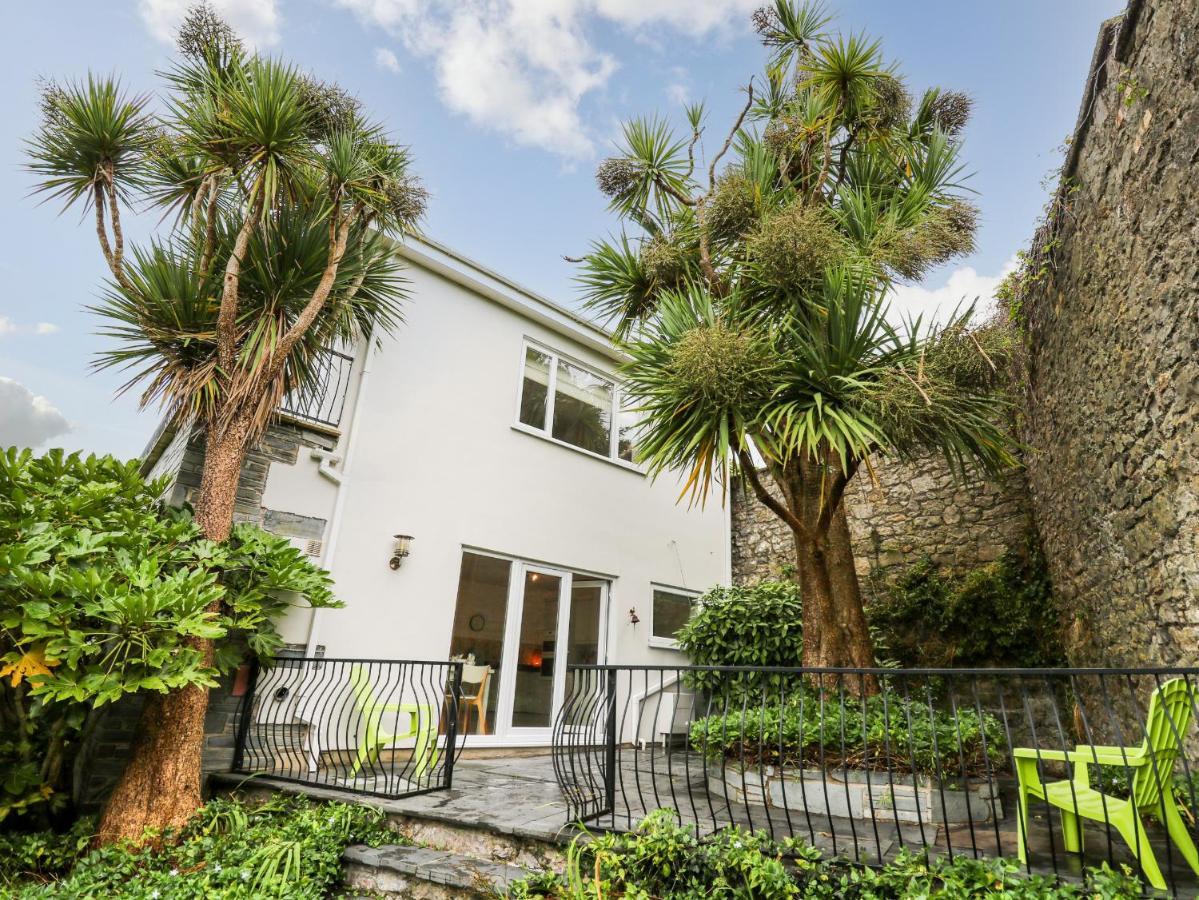The Orangery Holiday home Tenby