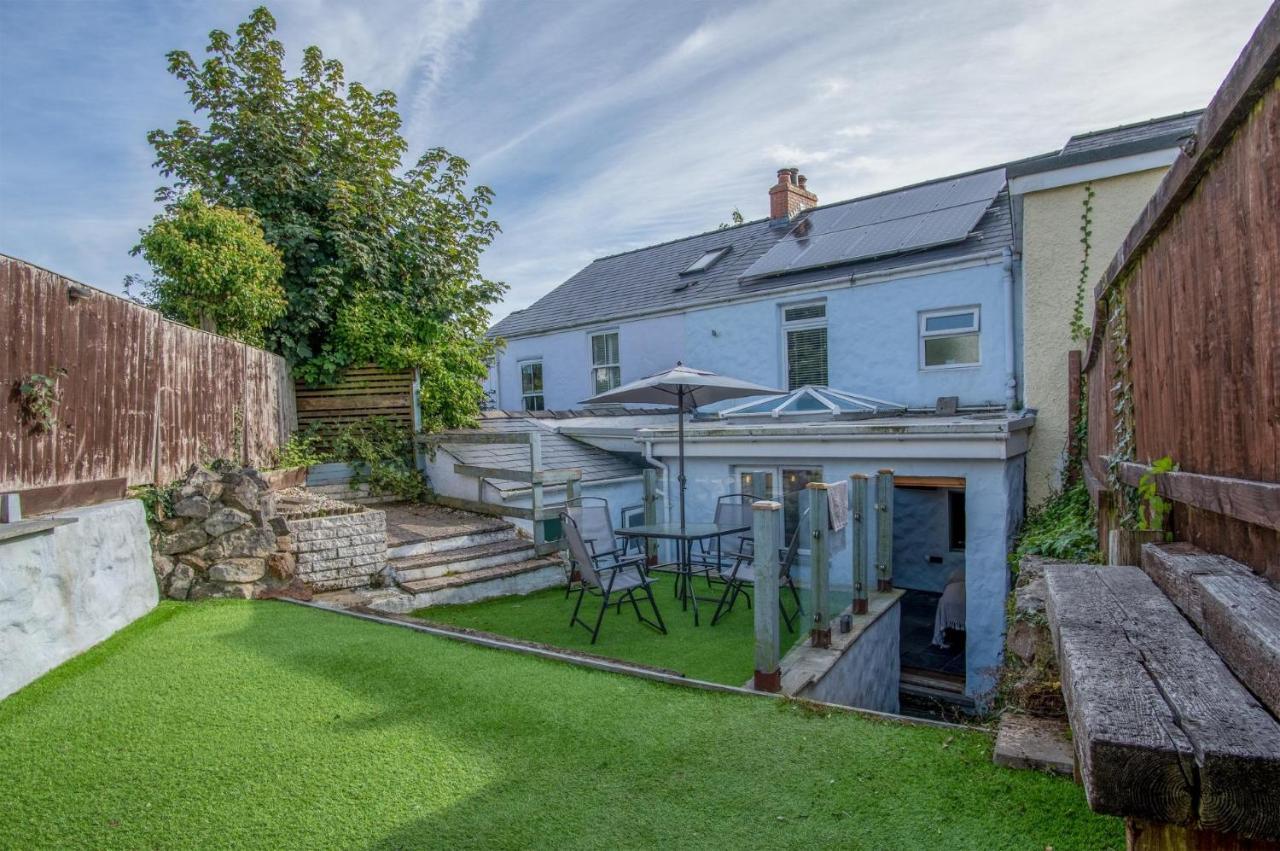 Cambrian - 3 Bedroom - * Tenby
