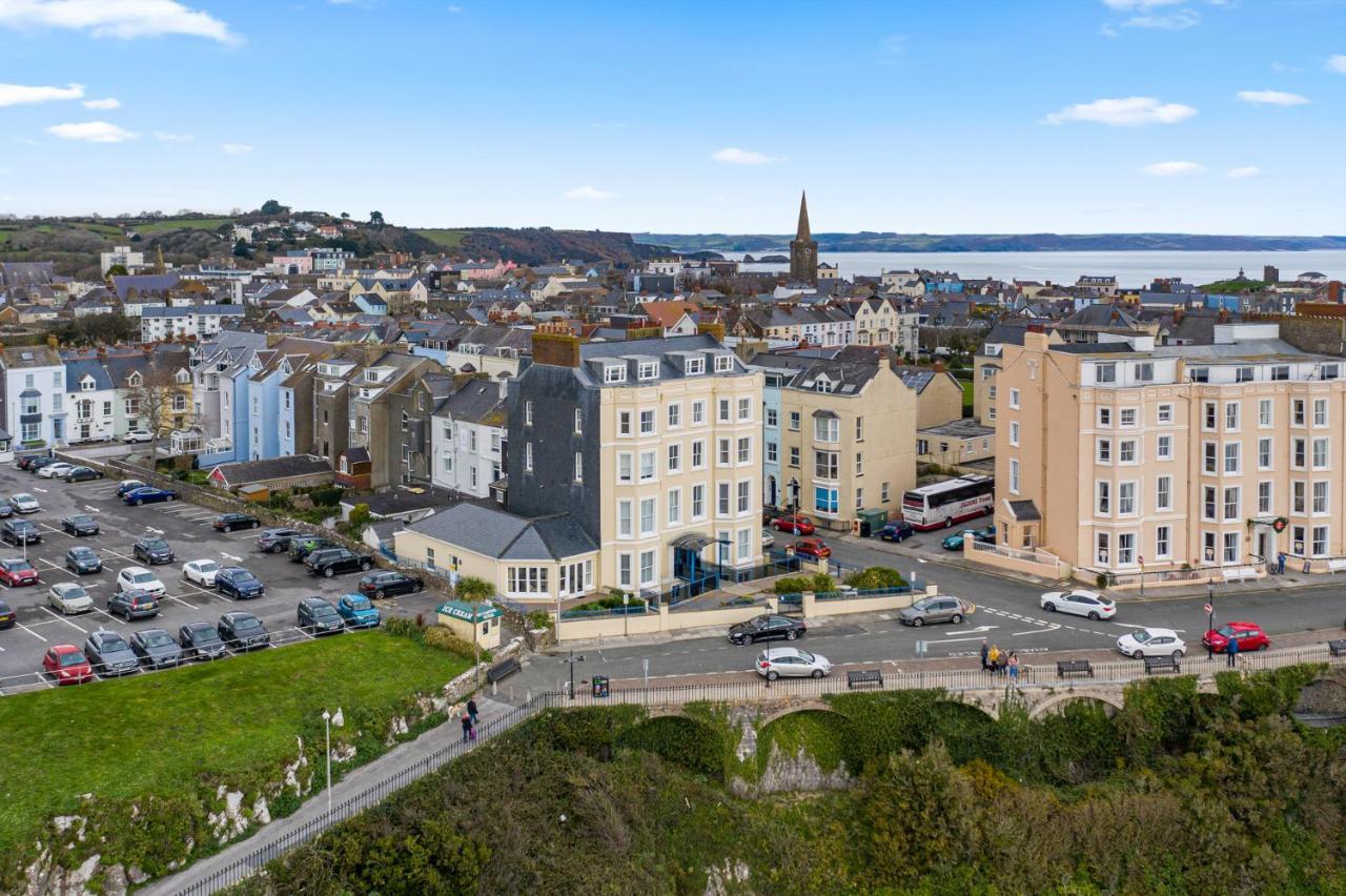 7 South Court - Sea Front With Spectacular Sea Views