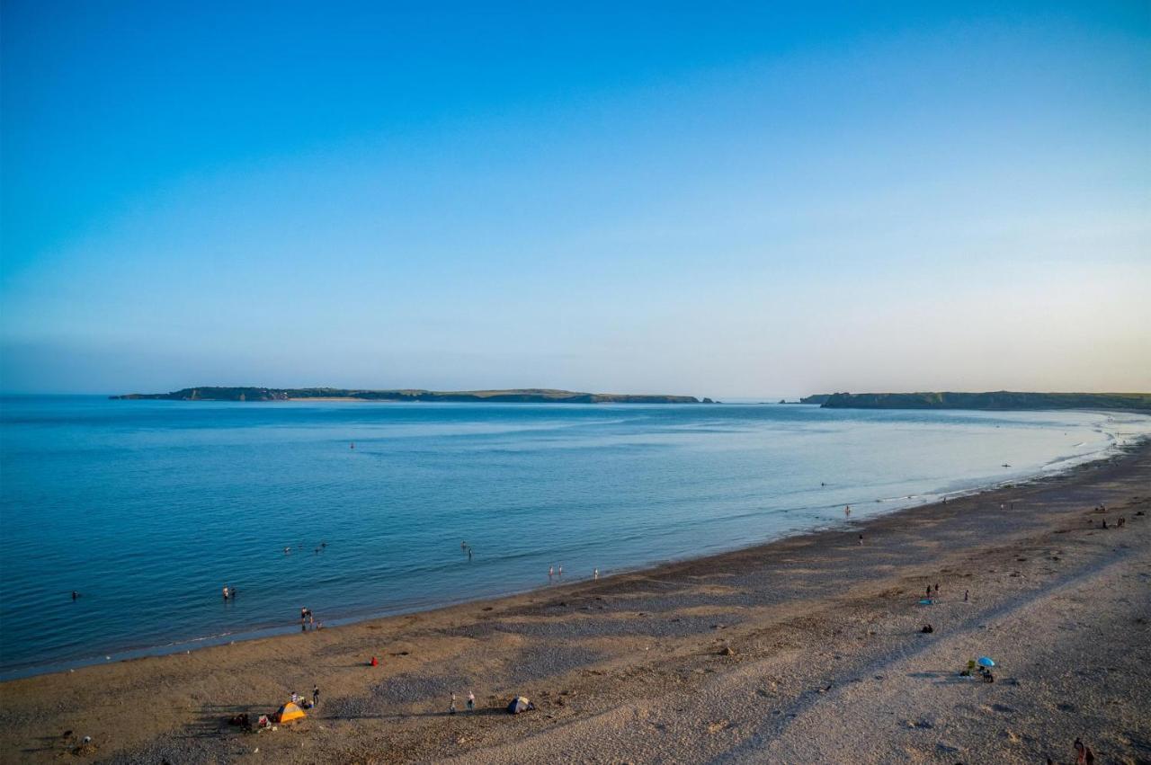 South View - 2 Bedroom - * Tenby