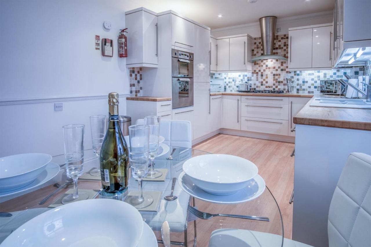 South View - 2 Bedroom - Tenby