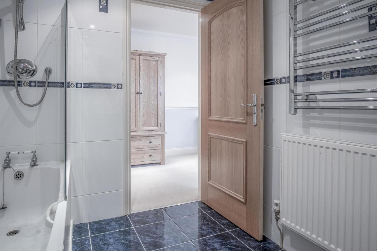 South View - 2 Bedroom - Tenby