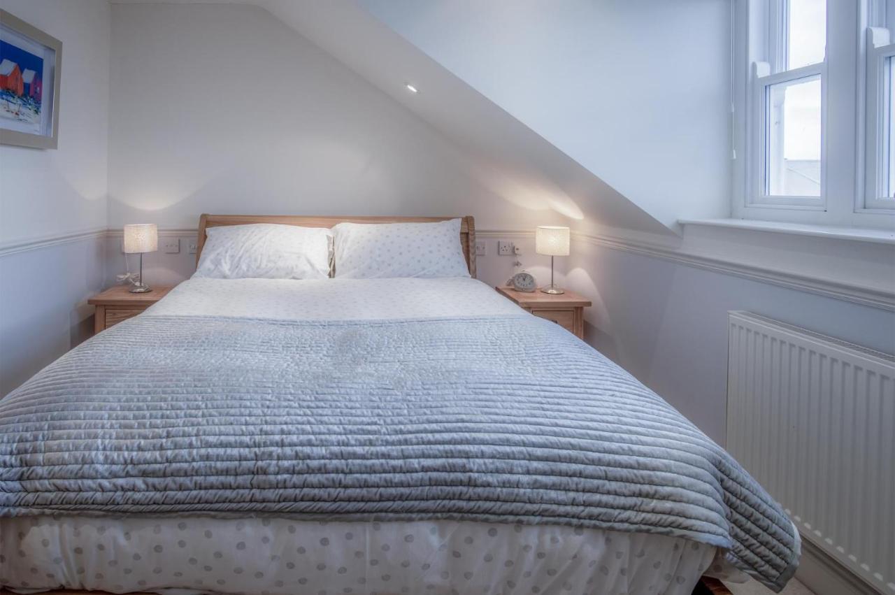 South View - 2 Bedroom - Tenby