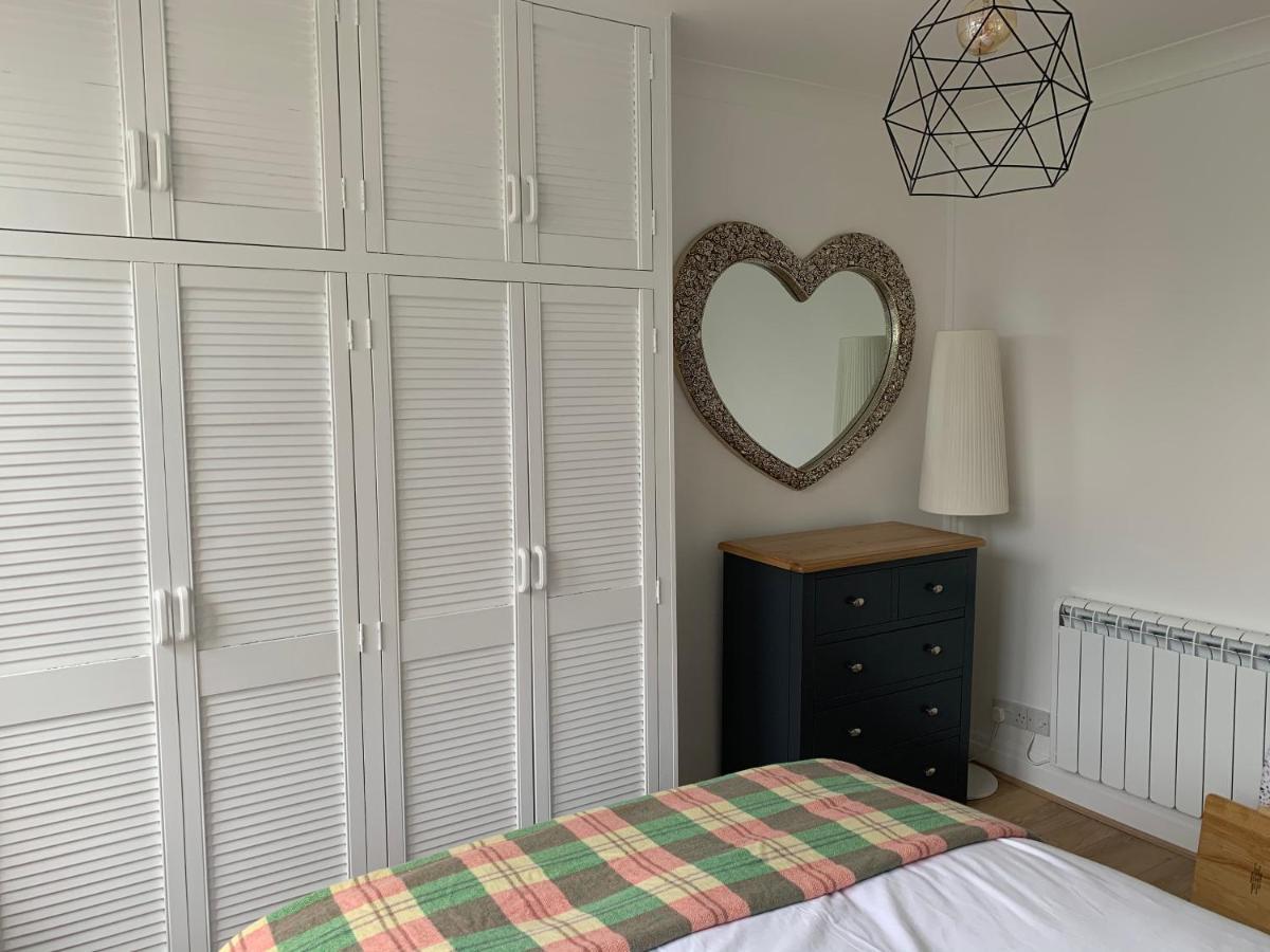 Beautiful Flat With Harbour Views * Tenby