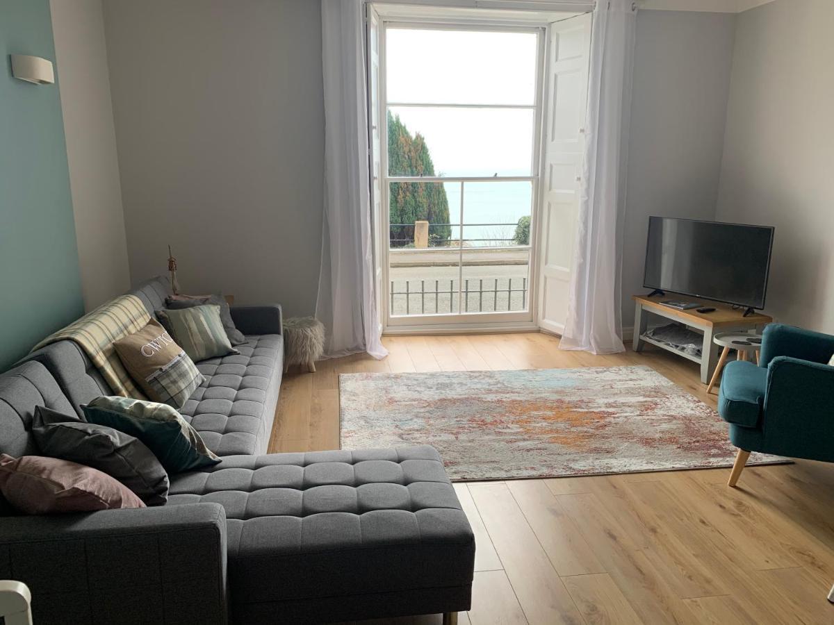 Beautiful Flat With Harbour Views Tenby