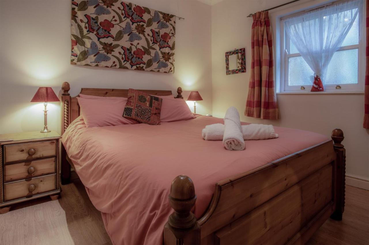 Arcadia - 1 Bedroom - * Tenby