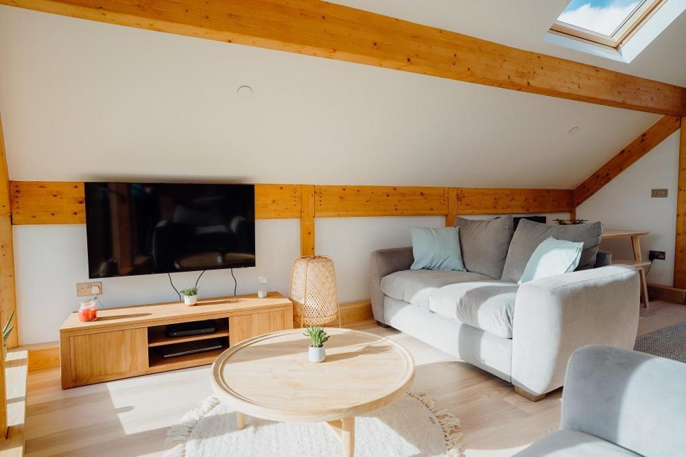 Beavers Lodge. Luxury With Hot Tub Villa