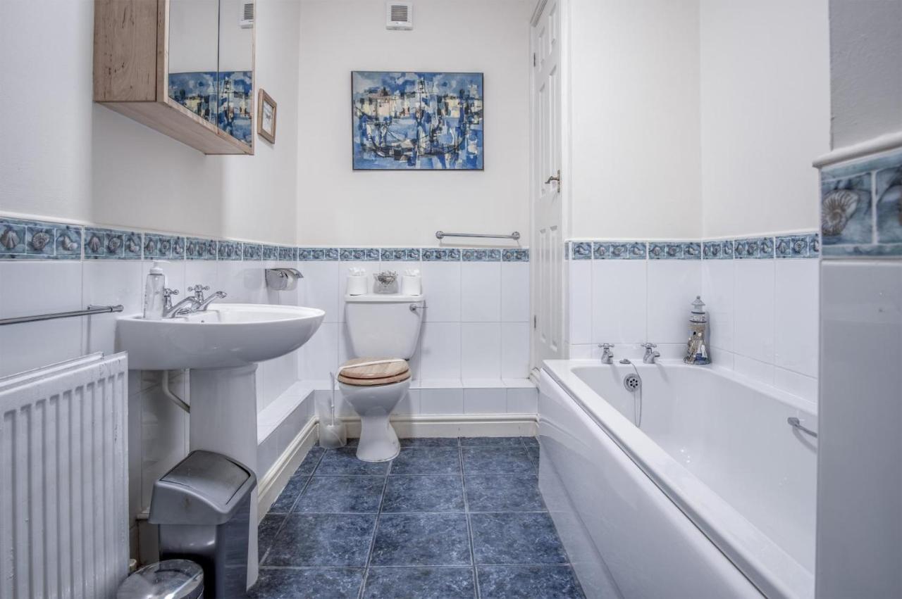 Arcadia - 1 Bedroom - Apartment Tenby