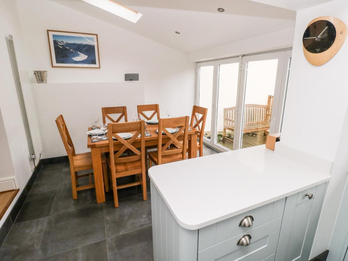 Ty Cwtch Holiday home