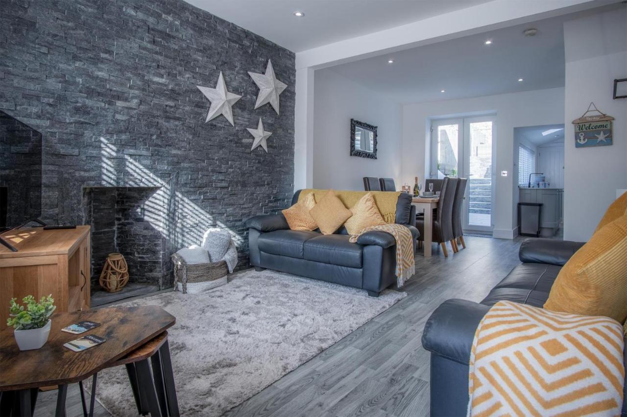 Hawtree - 2 Bedroom -