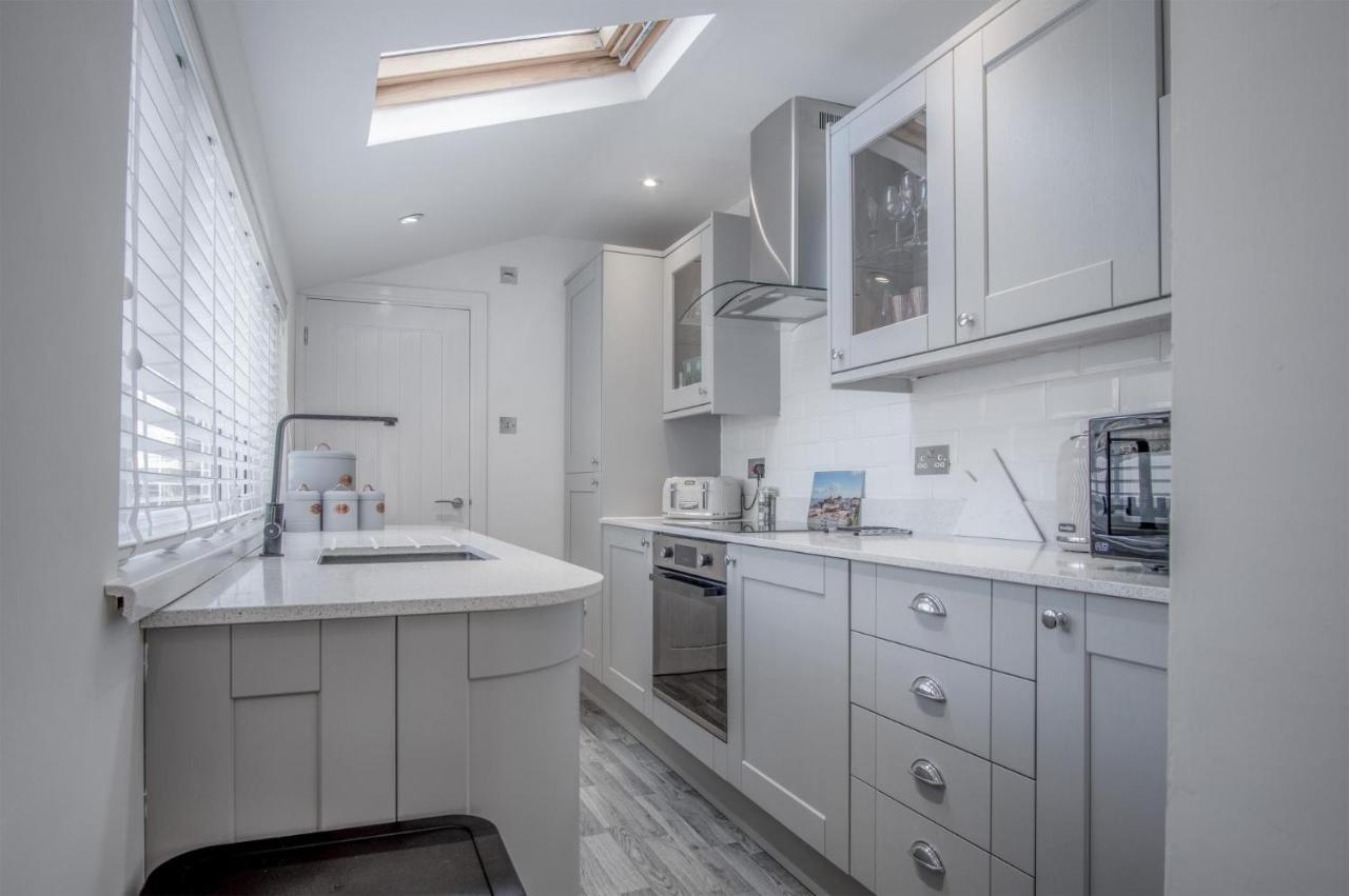 Hawtree - 2 Bedroom - Holiday home