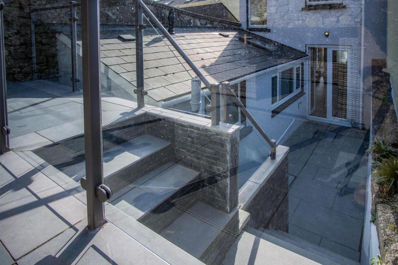 Hawtree - 2 Bedroom - Holiday home Tenby