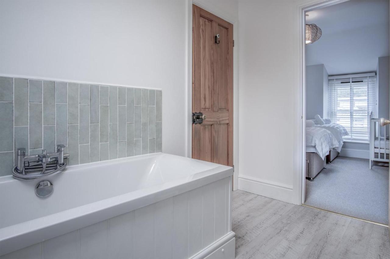 Noe Acre - 3 Bedroom -