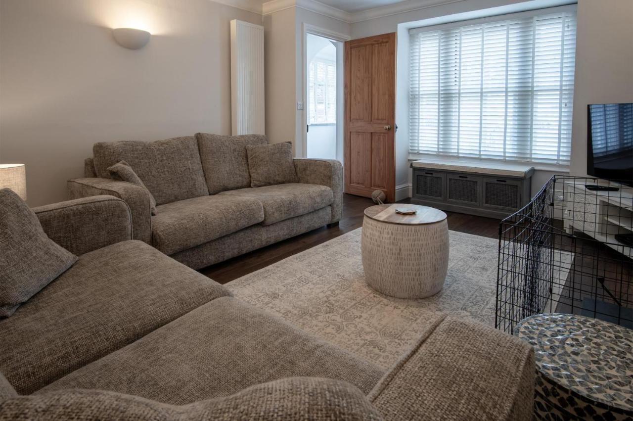 Noe Acre - 3 Bedroom - *