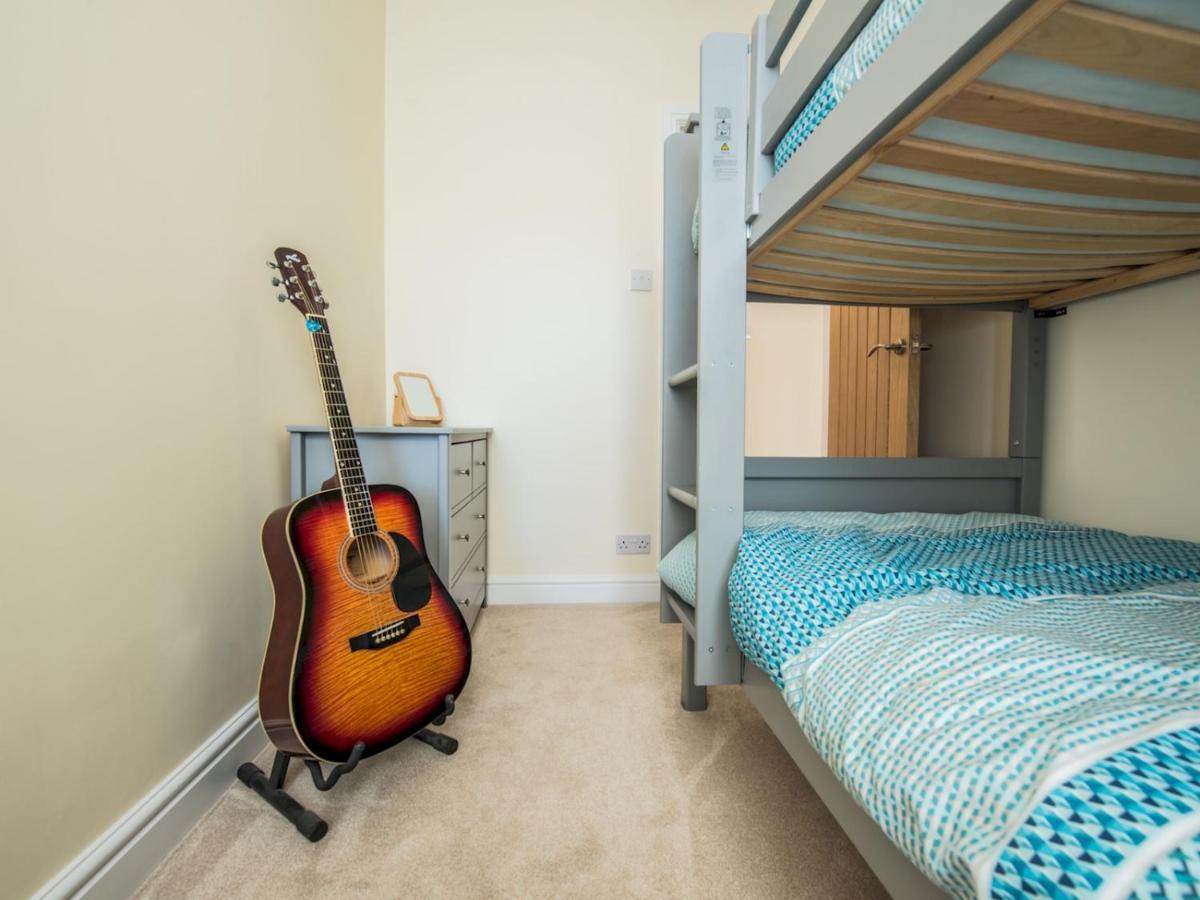 Pass The Keys Ty George - Stunning 3 Bed House In Town Holiday home