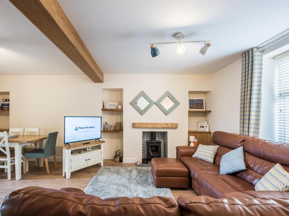 Pass The Keys Ty George - Stunning 3 Bed House In Town Tenby