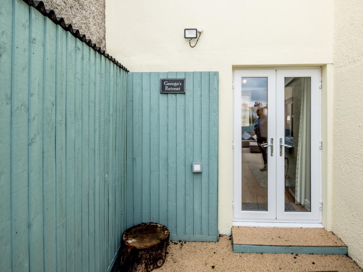 Pass The Keys Ty George - Stunning 3 Bed House In Town Tenby