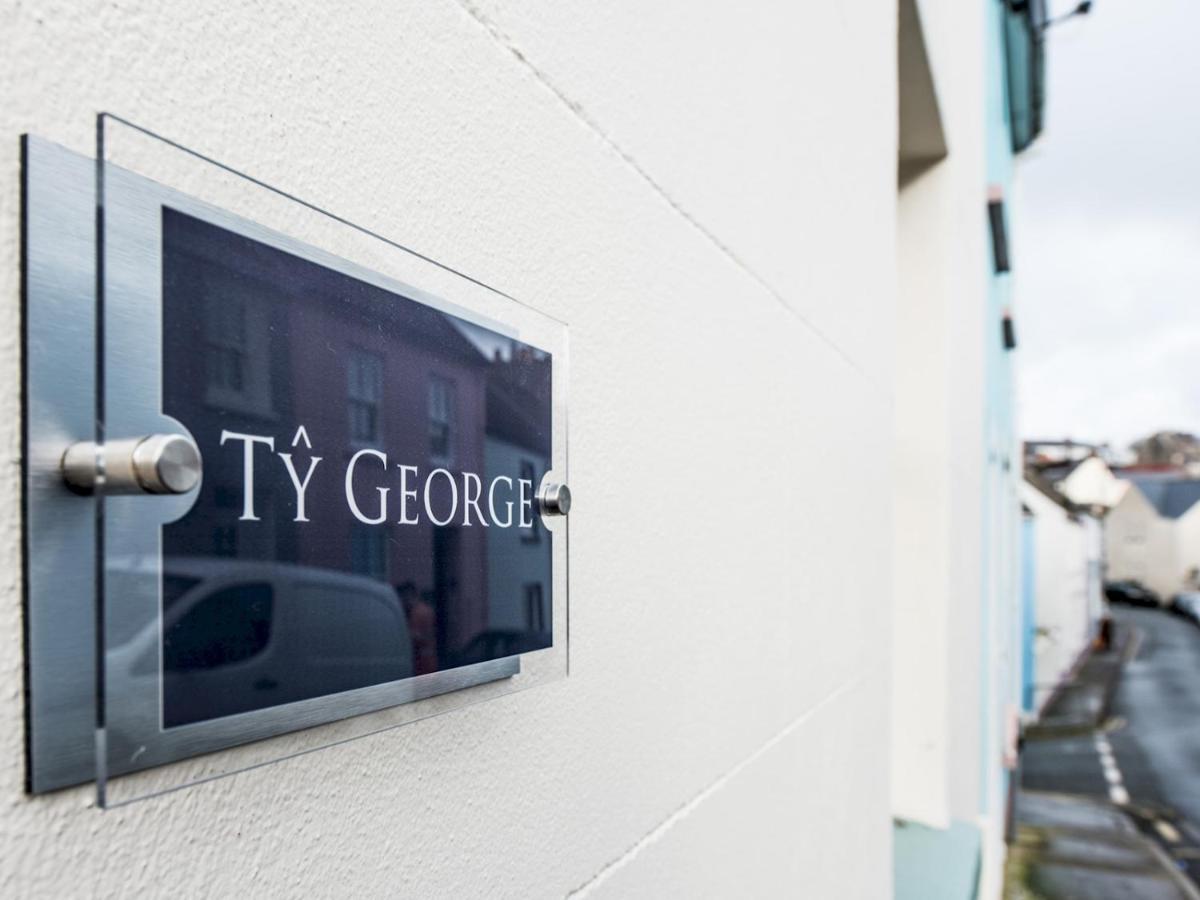 Pass The Keys Ty George - Stunning 3 Bed House In Town Holiday home *