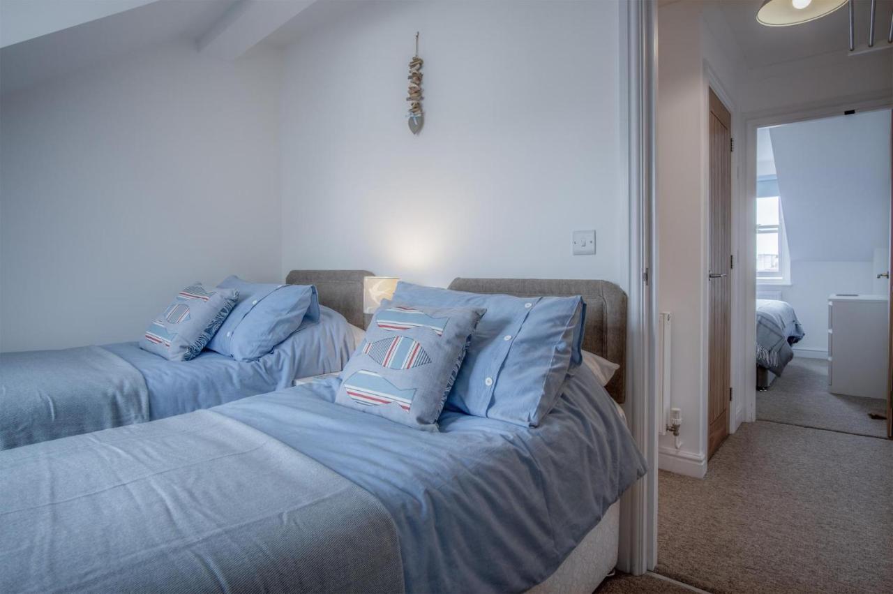 Ramsey - 2 Bedroom - * Tenby