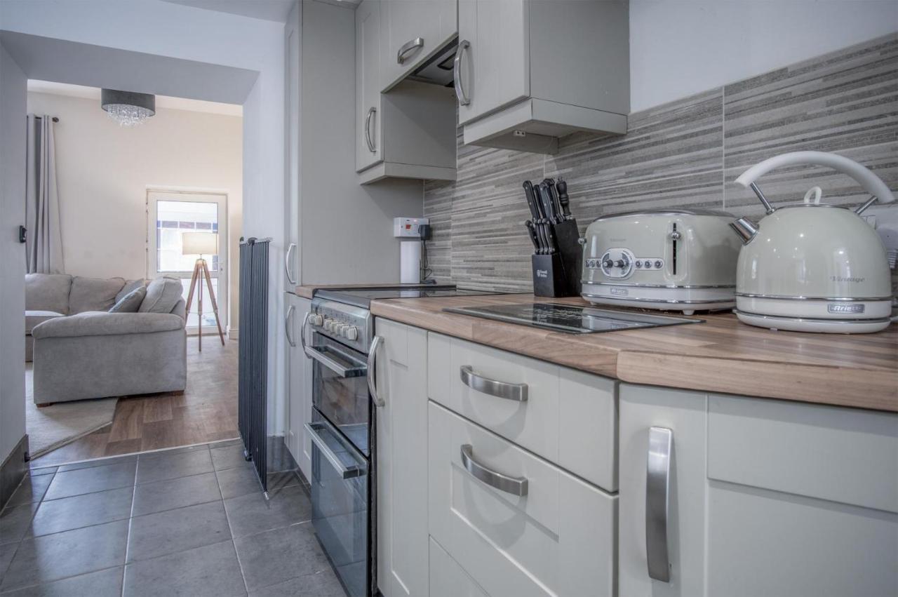 West Jordanston Farm - 4 Bedroom - St Florence Holiday home *
