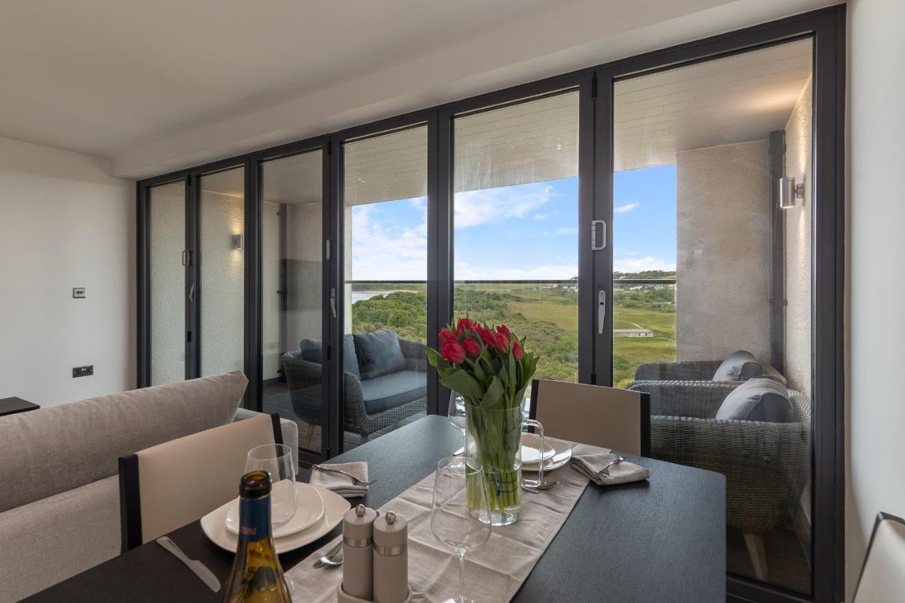 Apartment 10 Waterstone House - Luxury With Sea Views Tenby