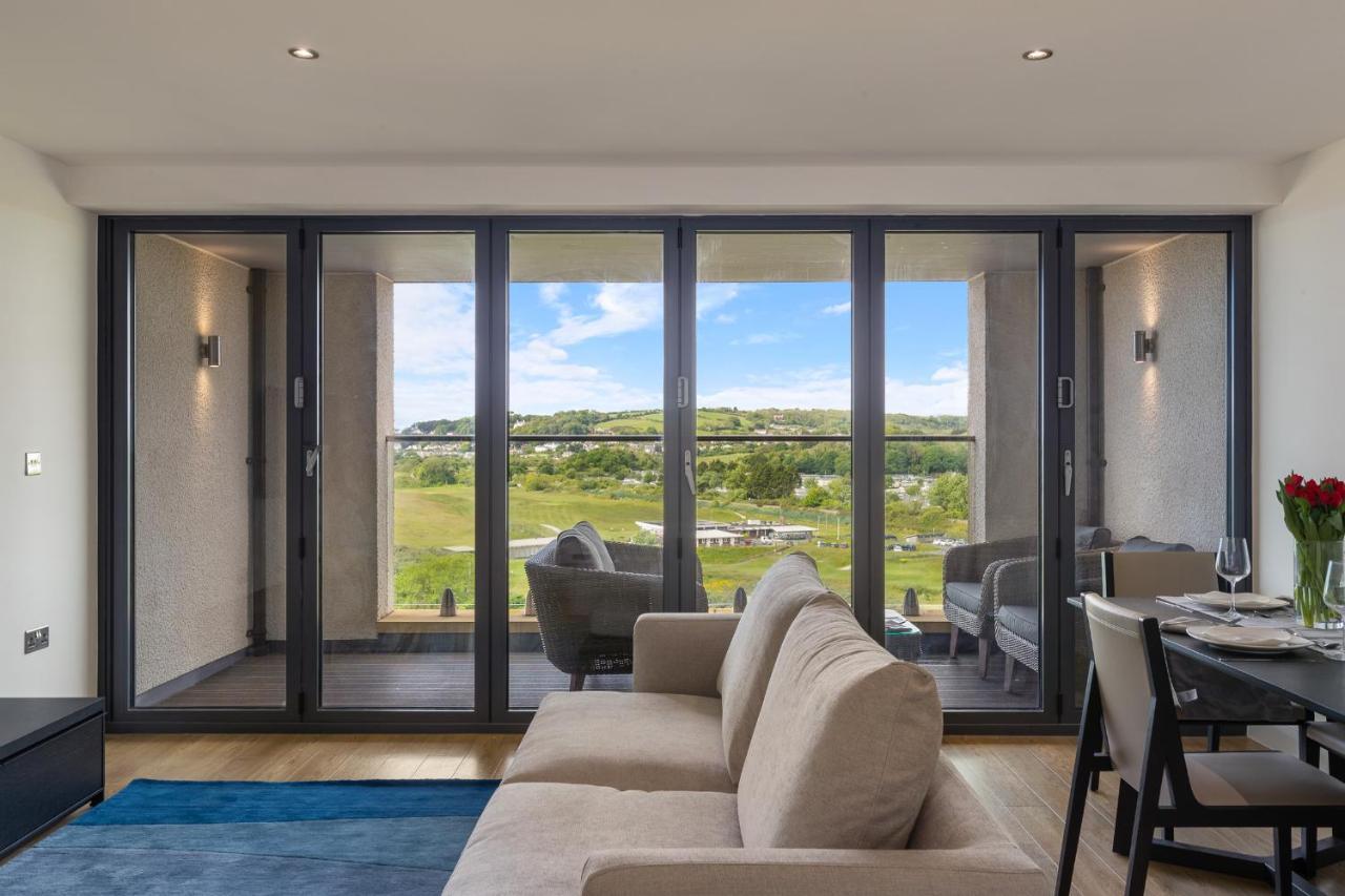Apartment 10 Waterstone House - Luxury With Sea Views *