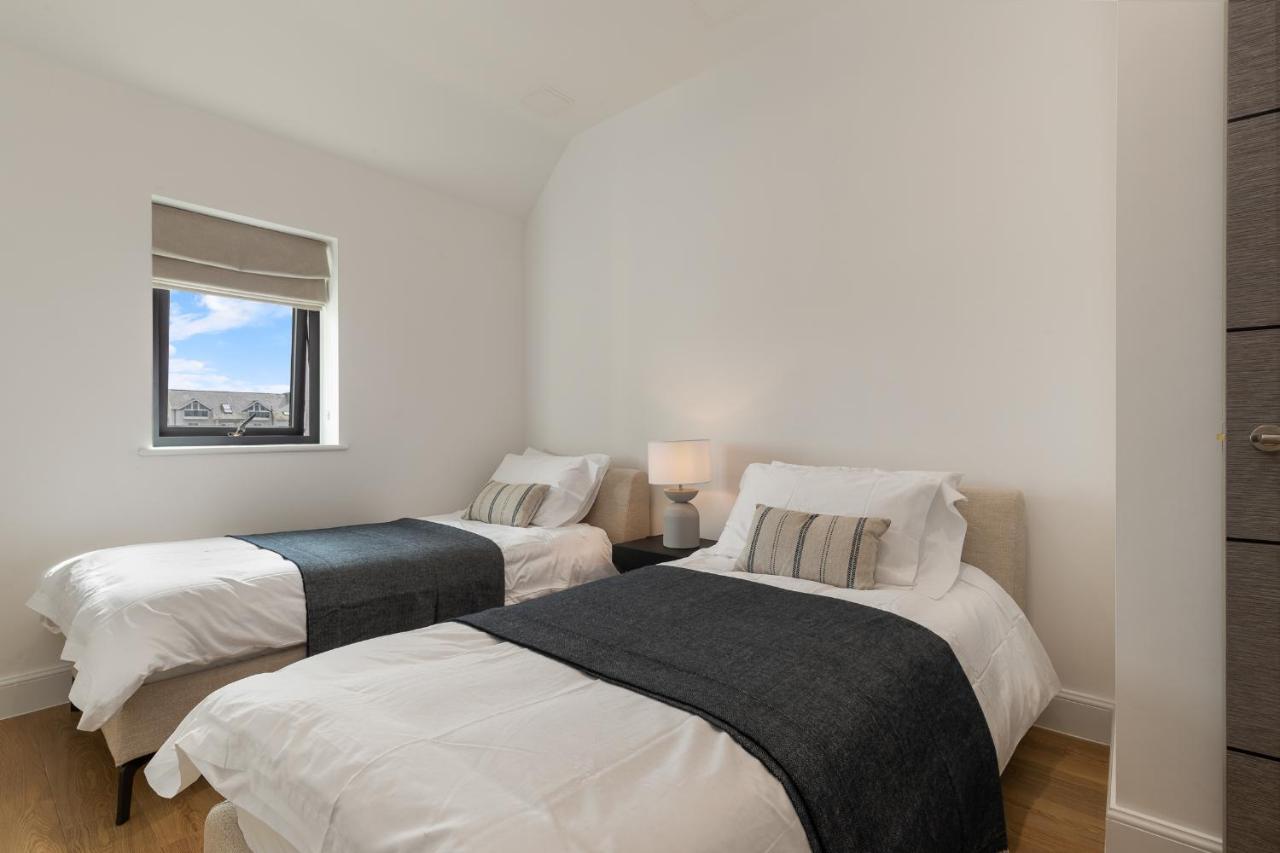 Apartment 10 Waterstone House - Luxury With Sea Views