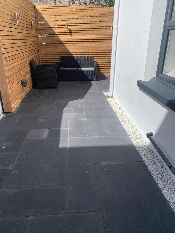 Hobbes Cottage, Pets Allowed Holiday home Tenby