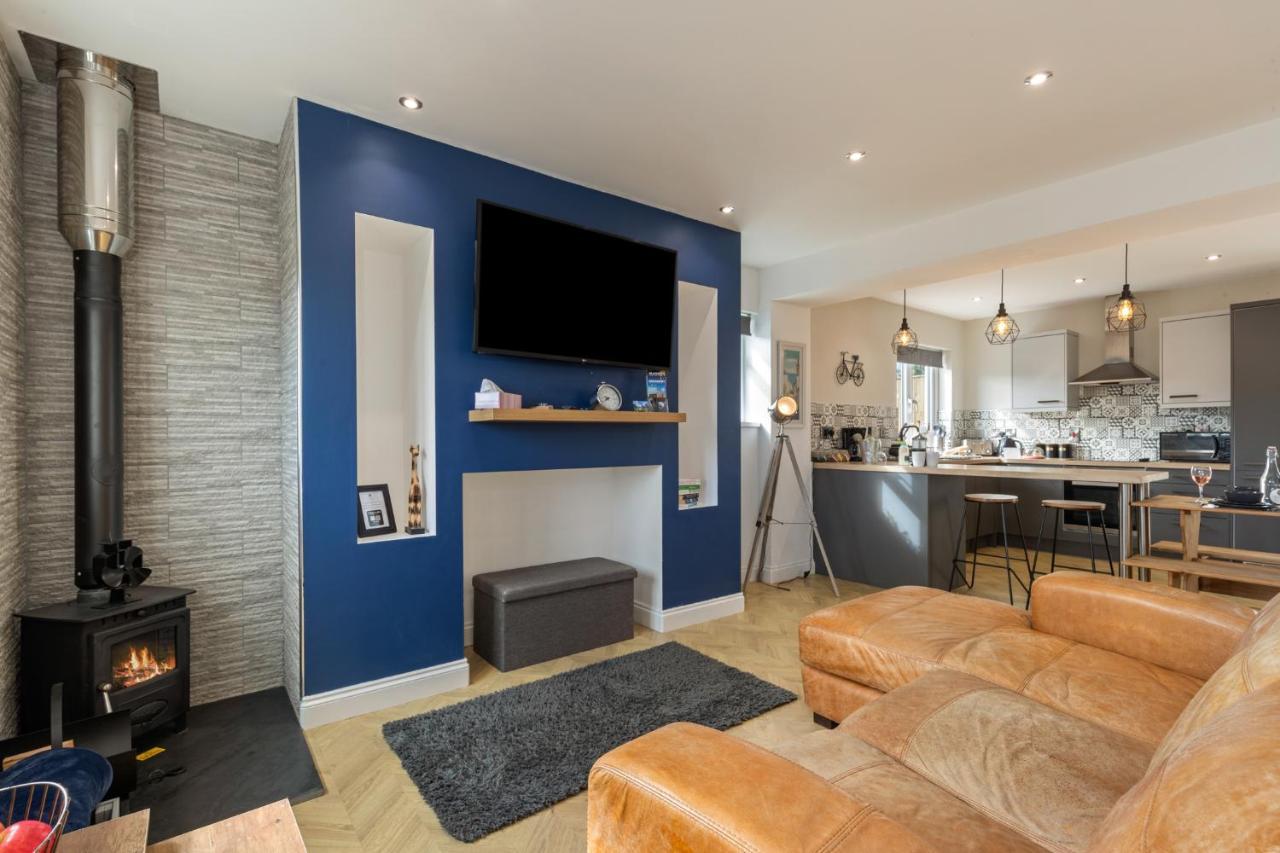 Hazel Holiday home Tenby