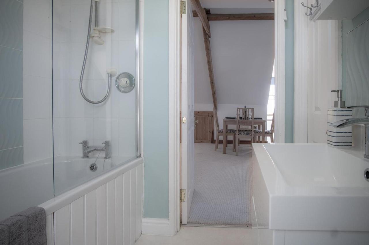 The Nest - 1 Bedroom - *